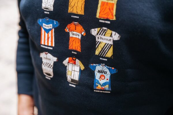 The Jersey 2 Sweater the vandal 4 The Jersey 2 Sweater the vandal 4