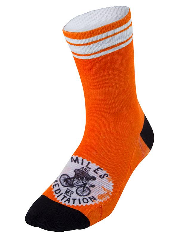 Cycology fietssokken Miles are my Meditation (oranje)