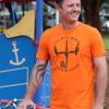 Cycology t-shirt: Feet in the Pedals (oranje)