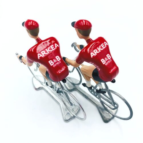 Arkea B&B Hotels miniature cyclists