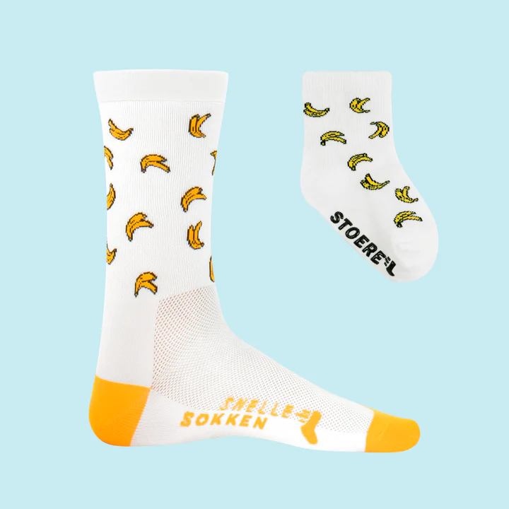 Passende Fahrradsocken für Eltern und Baby Bananen