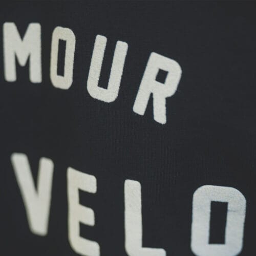 l amour sweater the vandal