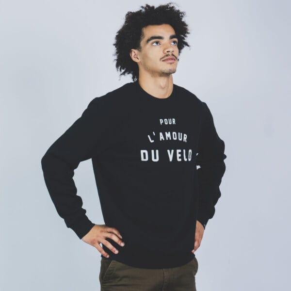 l amour sweater the vandal