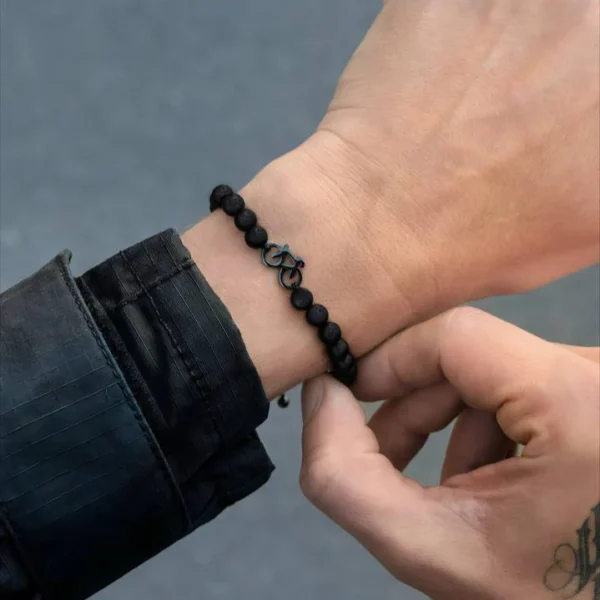 Lava Stone Fiets armband zwart