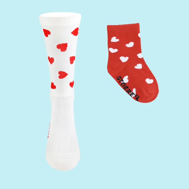 Matchende fietssokken ouder en baby Hartjes