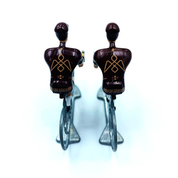 Modern Adventure Pro Cycling miniaturen