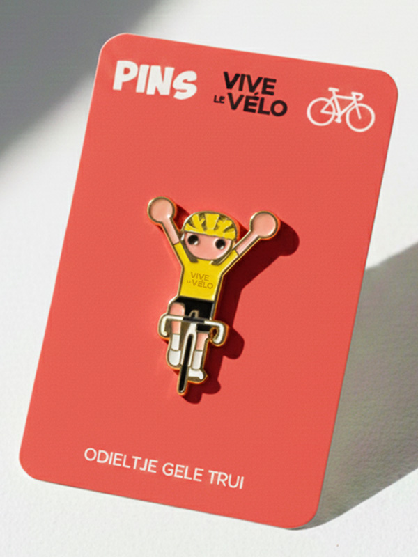 Odieltje gele trui pin